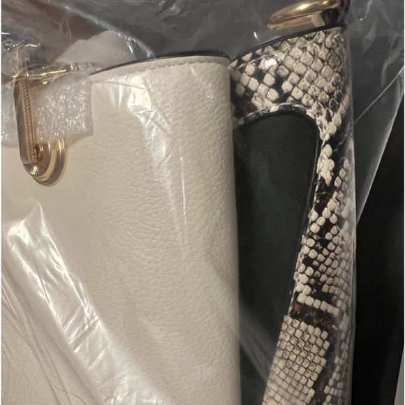 BRAND NEW ALDO PURSE! - Picture 4 of 5